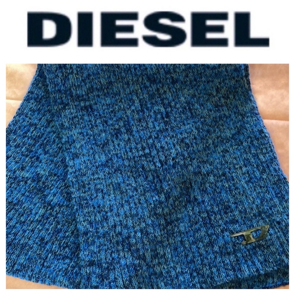 ➡️DIESEL Blue/Green Acrylic Scarf